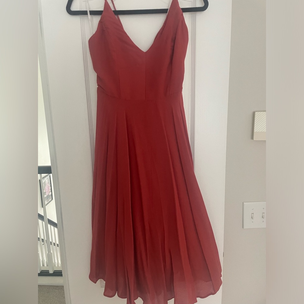 Women’s lulus rust color midi dress